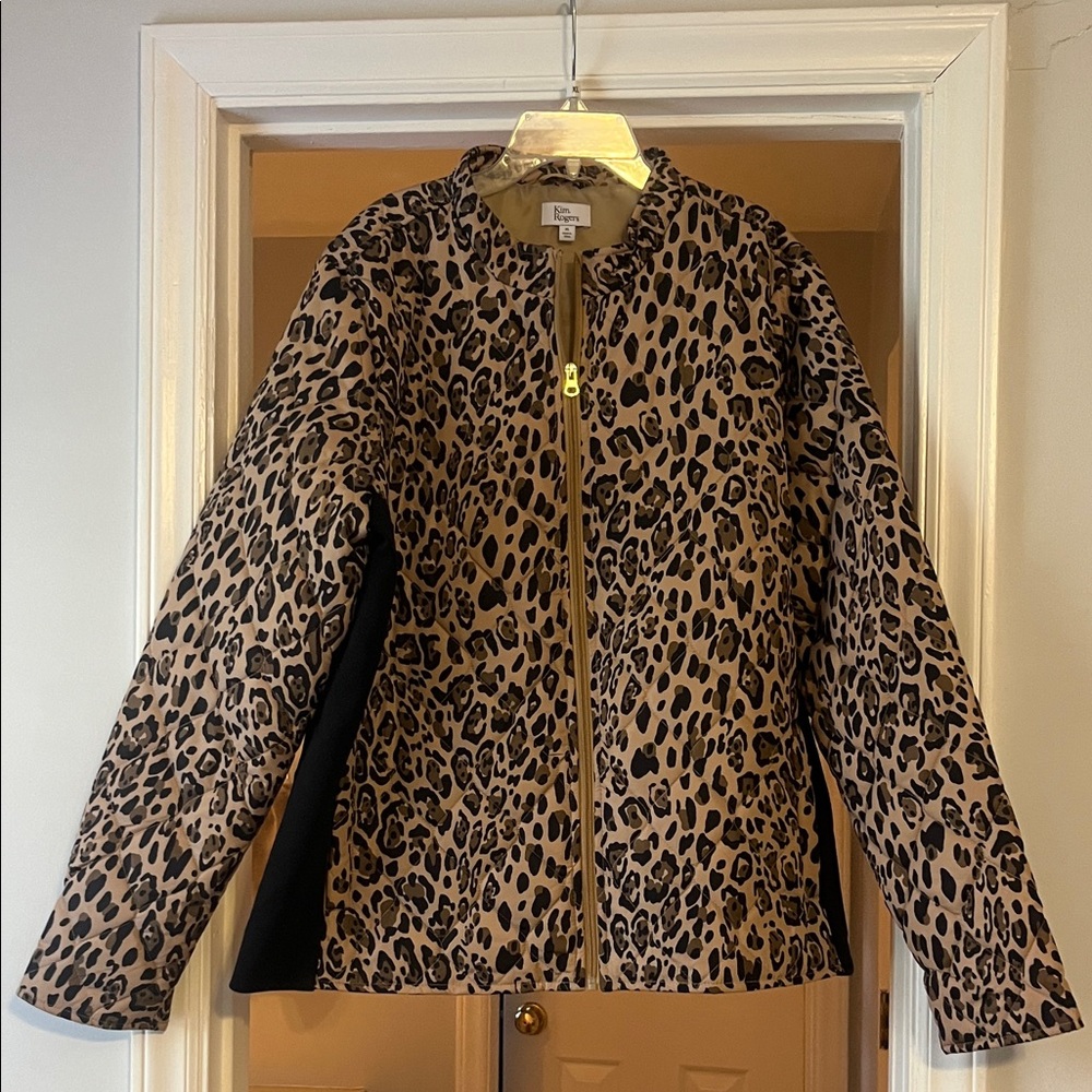 Kim Rogers Leopard Print Bomber Jacket with zip pockets-size XL